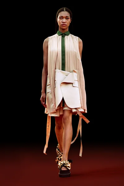 Look 34